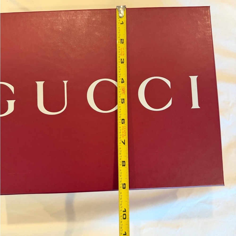 Gucci Gift Box - Picture 11 of 12